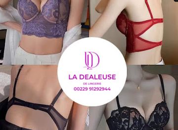 benin/ganvie-village/shop/la-dealeuse-de-lingerie
