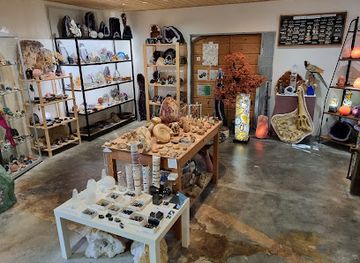 switzerland/jura-mountains/shop/la-cave-aux-tresors