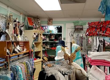 florida/north-florida/shop/so-unique-gallery-boutique