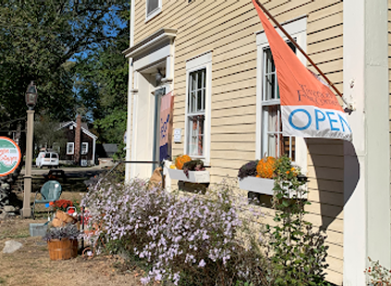 rhode-island/trustom-pond-national-wildlife-refuge/shop/carmen-ginger