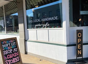 idaho/city-of-rocks-national-reserve/shop/unique-twist-jewelry