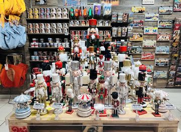 hungary/cserehat/shop/bazilika-souvenir