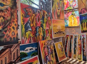 tanzania/dar-es-salaam/shop/souvenirs-shops