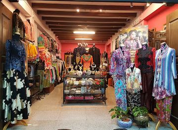 singapore/kampong-glam/shop/ratianah