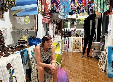 cabo-verde/santa-maria/shop/maikel-s-krimskrams-shop