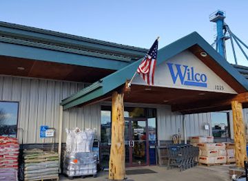 oregon/painted-hills/shop/wilco-farm-store