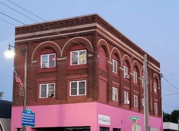 wisconsin/appleton/shop/the-statement-piece-llc