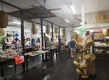 saint-kitts-and-nevis/old-road-town/shop/caribelle-batik-at-romney-manor