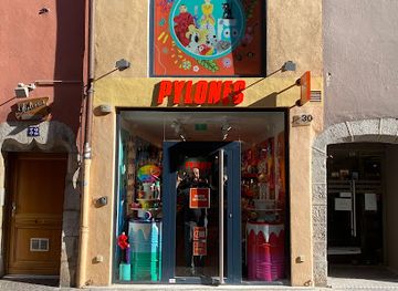 france/annecy/shop/pylones