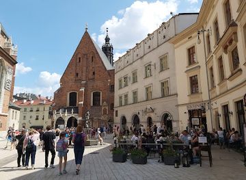 poland/krakow/stare-miasto-old-town/shop/krakow-souvenirs