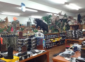 south-carolina/table-rock-state-park/shop/brock-s-department-store