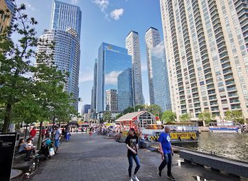 canada/toronto/downtown-toronto/shop/harbour-gifts