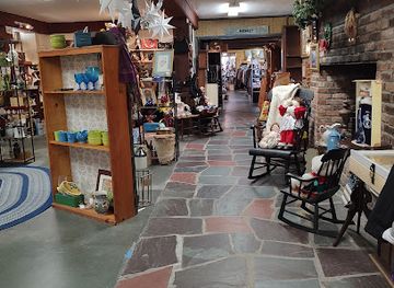 massachusetts/mohawk-trail-state-forest/shop/whitney-hill-antiques