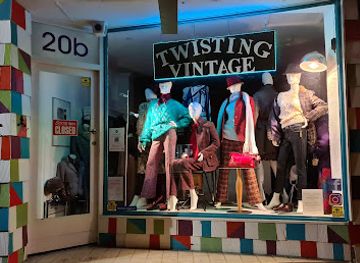 australia/southern-highlands/shop/twisting-vintage