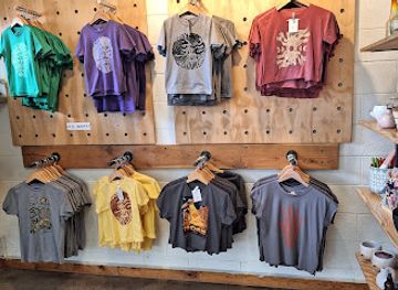 utah/canyonlands-national-park/shop/ar-tee-sian