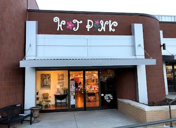 tennessee/brentwood/shop/hot-pink