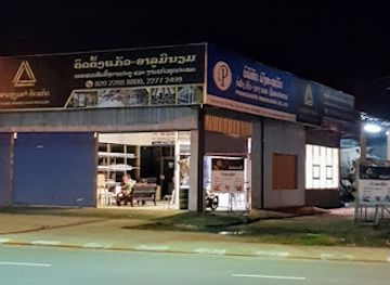 laos/golden-triangle/shop/golden-triangle-glasses-installer