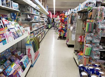 washington/lake-chelan/shop/variety-store