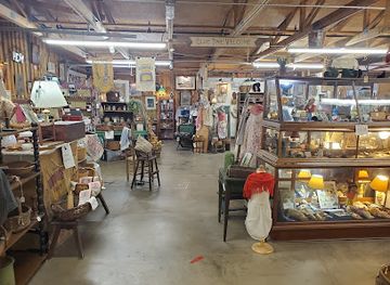 virginia/shenandoah-national-park/shop/factory-antique-mall