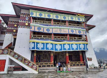 india/tawang/shop/tawang-monastery