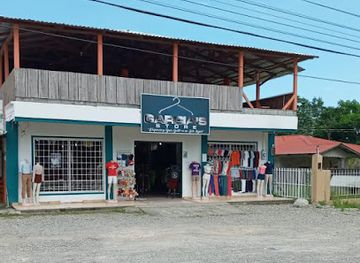 honduras/pico-bonito-national-park/shop/garcias-store-5
