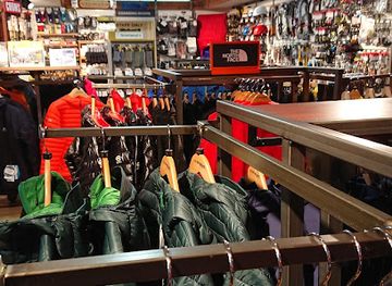 united-kingdom/cairngorms-national-park/shop/ellis-brigham-aviemore