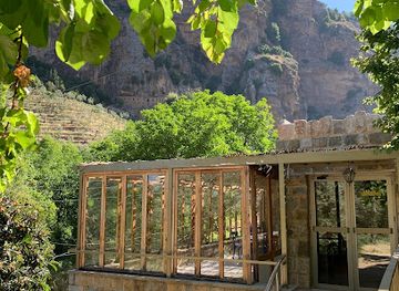 lebanon/qadisha-grotto/shop/quadisha-valley-house