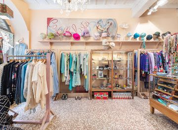 italy/milan/shop/cavalli-e-nastri-mora