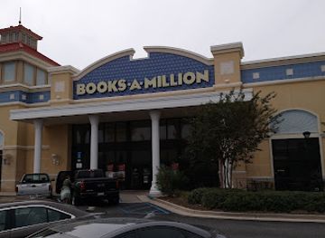 alabama/gulf-shores/shop/books-a-million