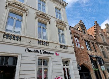 belgium/bruges-coast/shop/chocolates-happiness