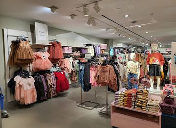 singapore/novena/shop/united-square-shopping-mall