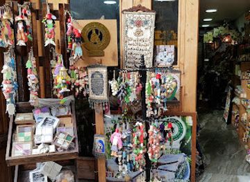 lebanon/qadisha-grotto/shop/the-old-souq