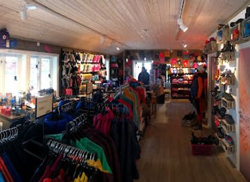 norway/lofoten/shop/lofotsportbua