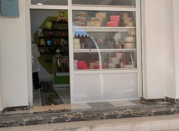 algeria/ouarsenis-mountains/shop/surprise