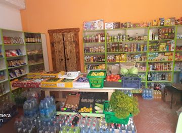ukraine/hoverla-mountain/shop/minimarket-sotsialnyy