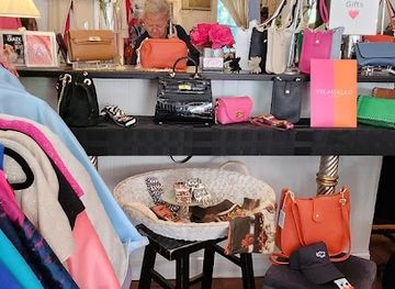 connecticut/greenwich-point-park/shop/pinky-of-greenwich