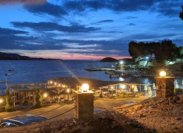 albania/ksamil-region/shop/black-pearl-ksamil