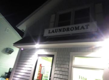 vermont/orleans-county/shop/derby-village-store-laundromat