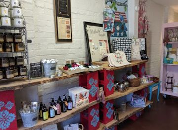 virginia/staunton/shop/virginia-valley-home-and-gift-boutique