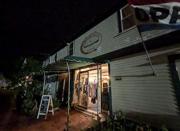 new-hampshire/dartmouth-lake-sunapee/shop/harborside-trading