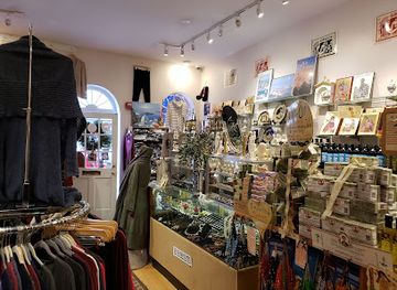 massachusetts/north-shore/shop/tina-s-european-fashions