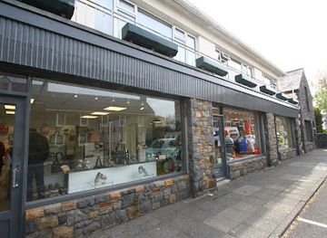 guernsey/st-saviour/shop/ogiers