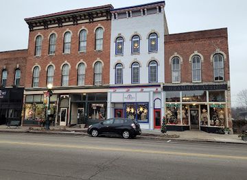 illinois/matthiessen-state-park/shop/spaces