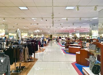 alabama/upland-south/shop/von-maur