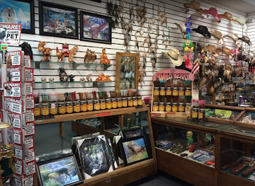 colorado/glenwood-springs/shop/west-wind-smoke-shop