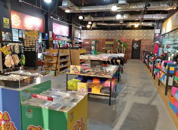 BWN Souvenirs Store