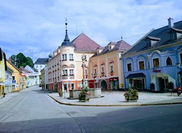 austria/kalkalpen-national-park/shop/costumes-modes-hofbaur-society-m-b-h