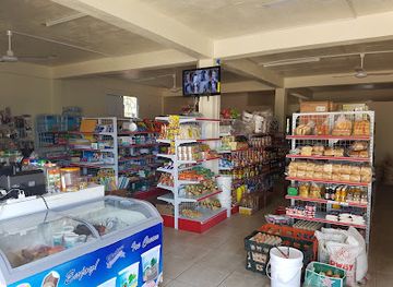 belize/hopkins/shop/b-g-store