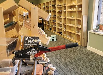 mississippi/biloxi/shop/pebble-house