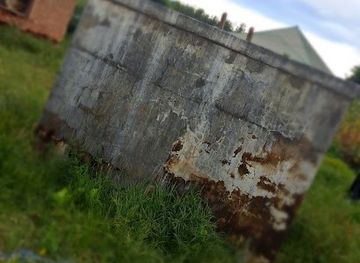 tanzania/singida/shop/designer